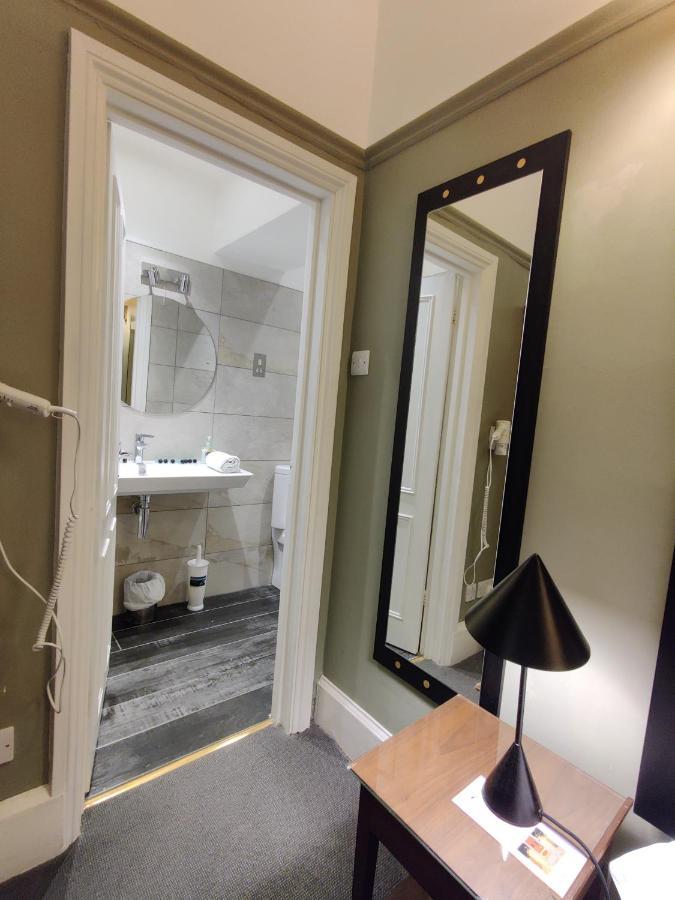 Blue Bells Hotel Лондон Екстер'єр фото