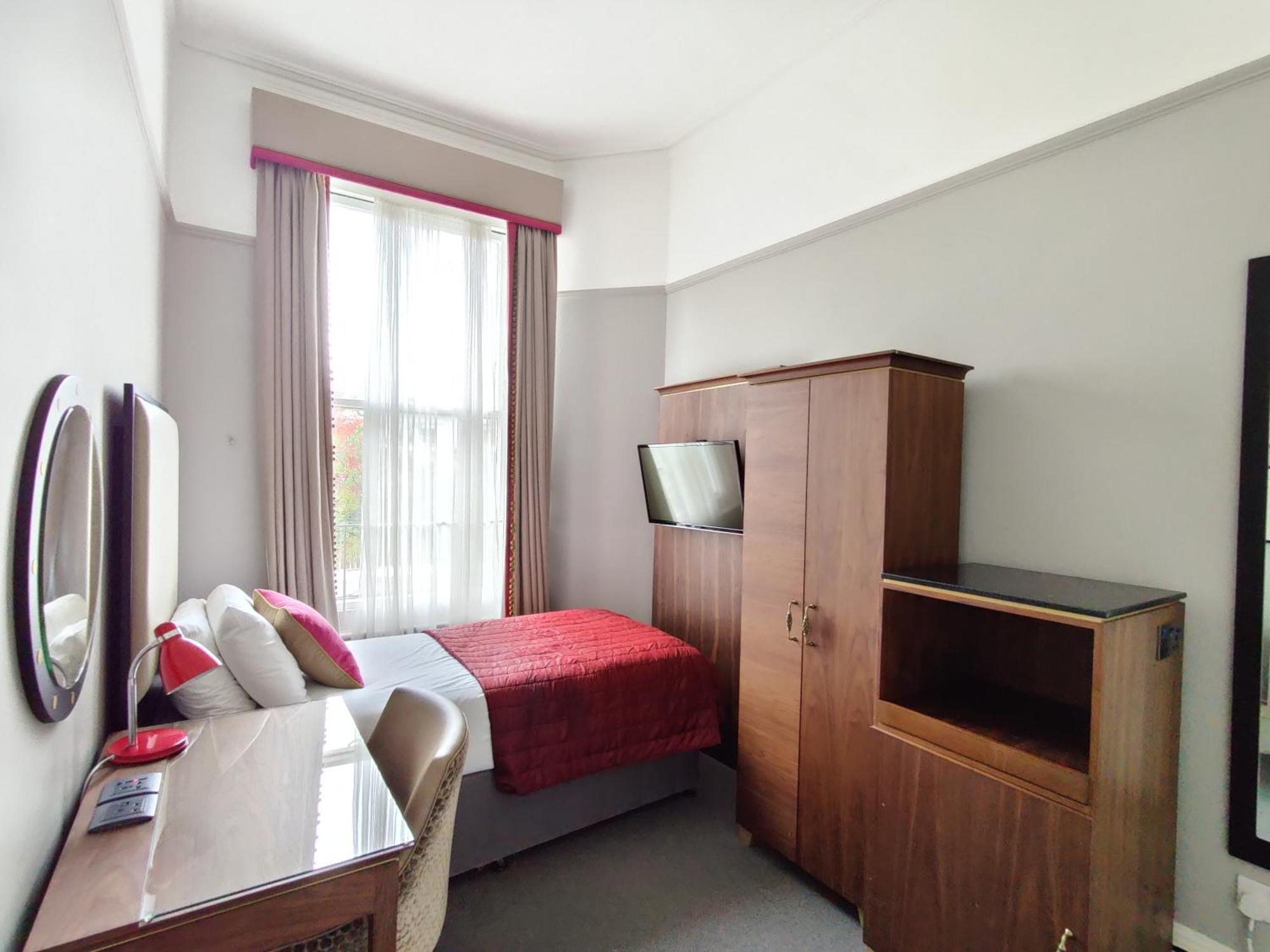 Blue Bells Hotel Лондон Екстер'єр фото